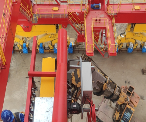 抓斗卸船機輔助葫蘆組合